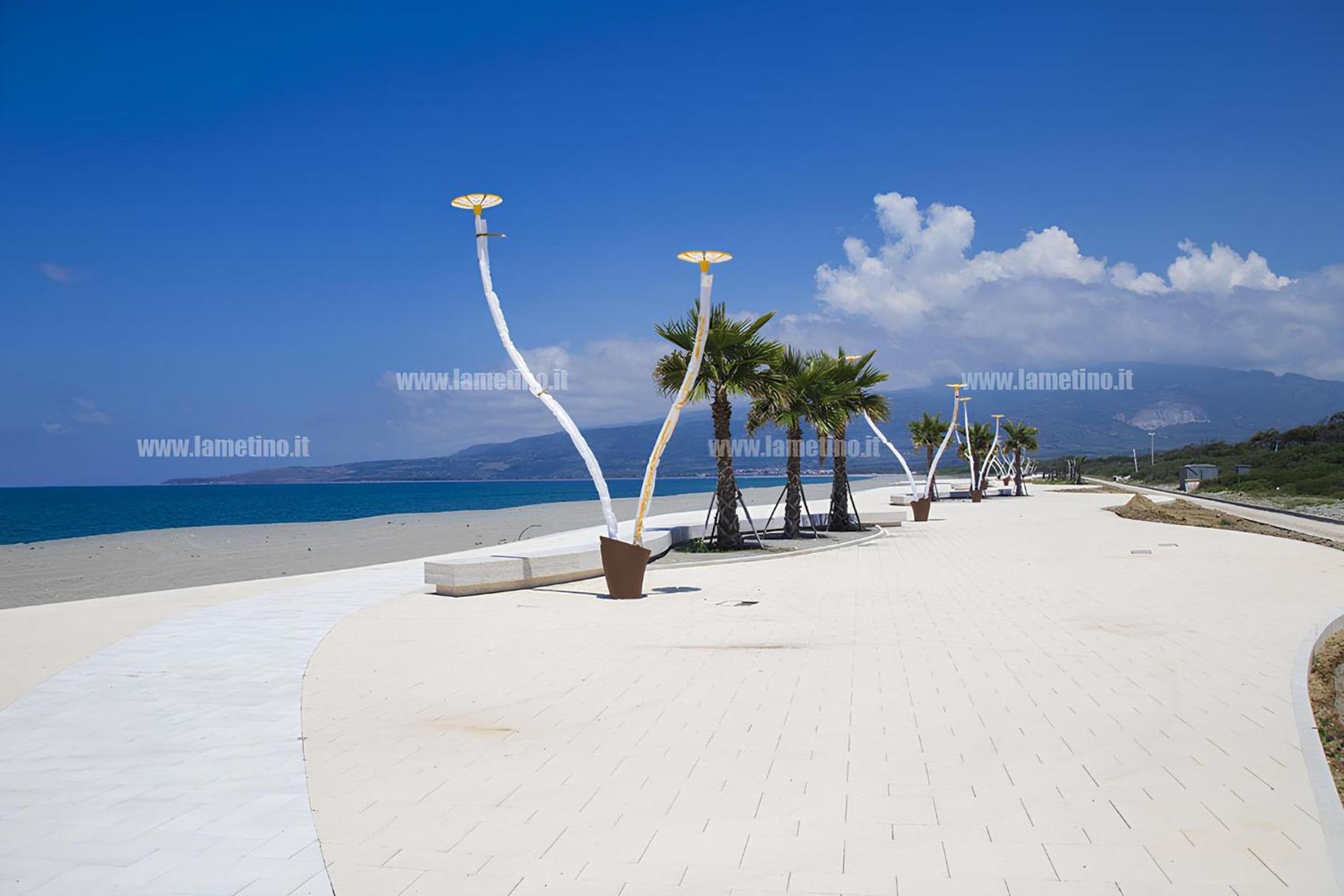Stylish Apt Terina - Le Lincelle, Lamezia - Bright, Spacious, Elegant And With Terrace ซานเตอูเฟเมีย ลาเมเซีย ภายนอก รูปภาพ