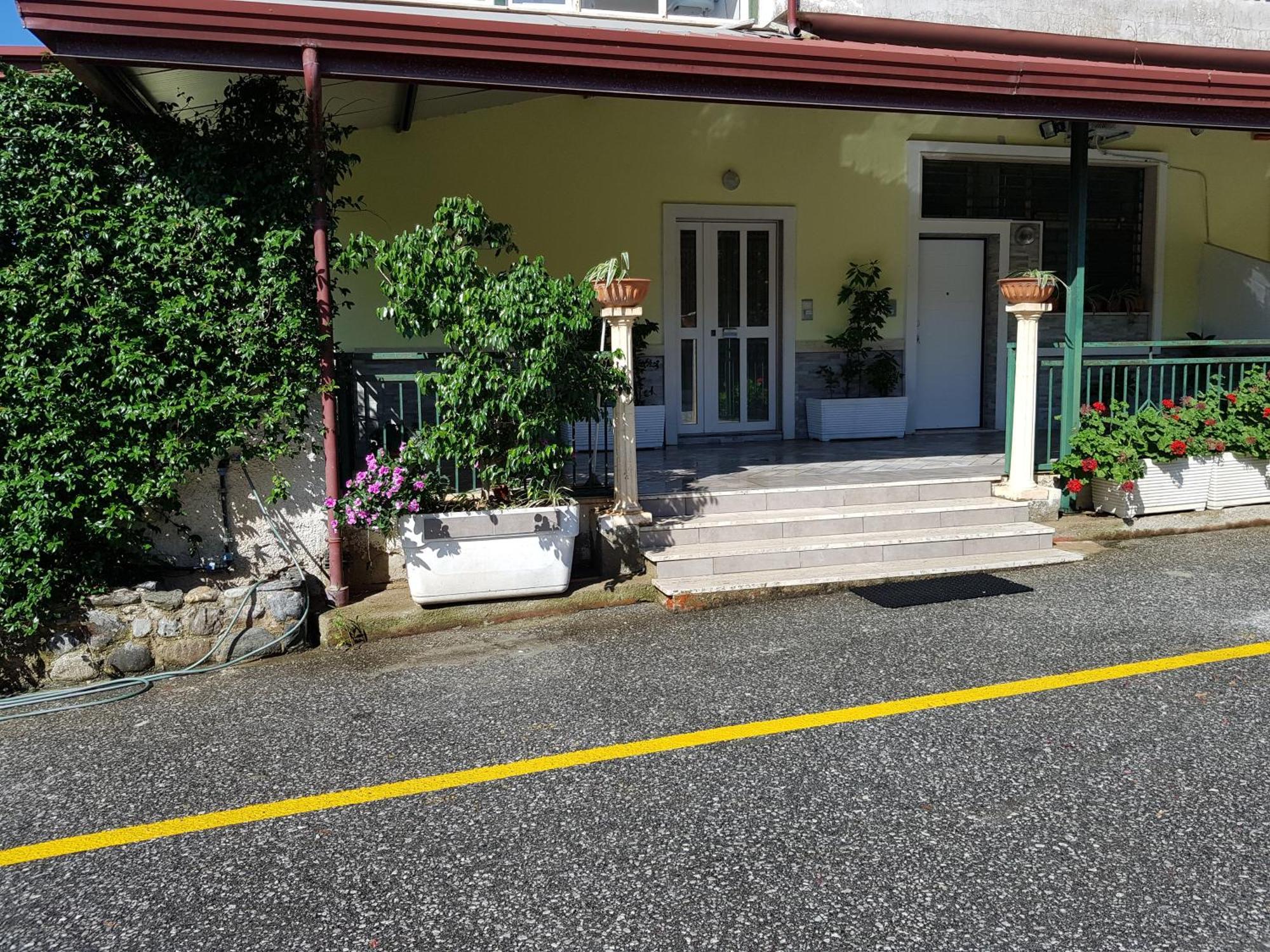 Stylish Apt Terina - Le Lincelle, Lamezia - Bright, Spacious, Elegant And With Terrace ซานเตอูเฟเมีย ลาเมเซีย ภายนอก รูปภาพ